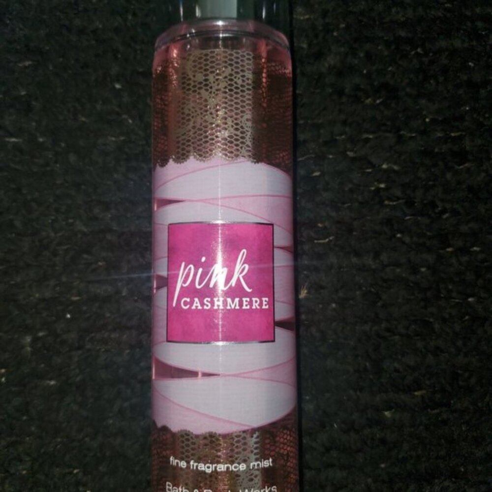 Bath &Body Works PINK CASHMERE (Fragrance Mist)